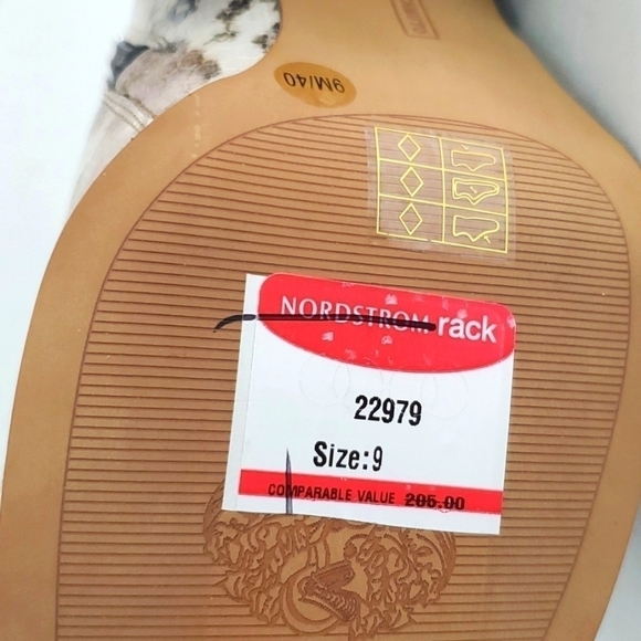 NEW Kensli Sandal VINCE CAMUTO Taupe Size 7, 8, 9 and 10 - Picture 12 of 12